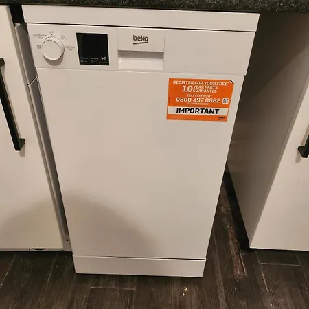 Spacious, 3 Double Bedroomed, Free Parking, 9 Mins Elland Rd, Nr Centre * Λιντς