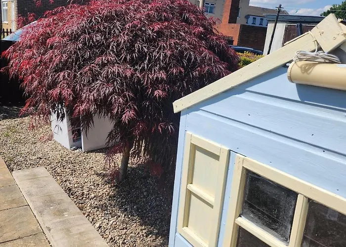 Spacious, 3 Double Bedroomed, Free Parking, 9 Mins Elland Rd, Nr Centre 別荘 リーズ